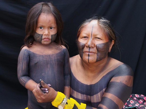 women_chiefs_protecting_amazon_women_of_green