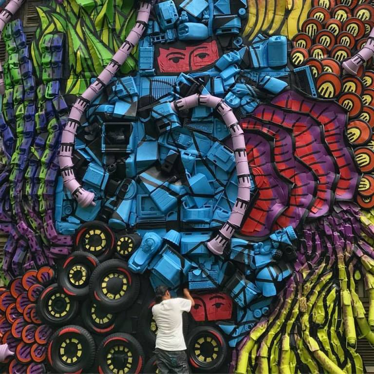 Transforming 660 Pounds of Plastic Debris Into Artwork